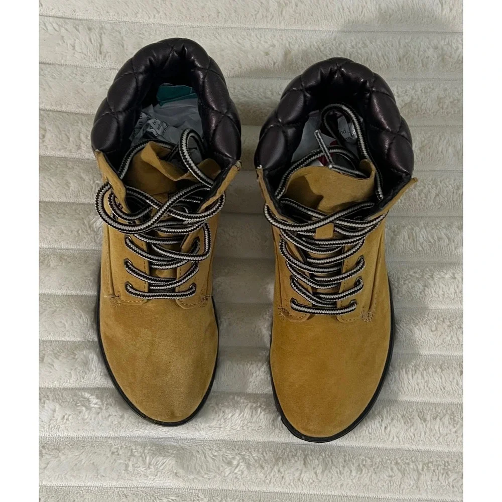Stevies Girls Tan Faux Suede Quilted Collar Side Zip Combat Boots Size 3‎